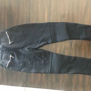 Zara Black Skinny Leggings